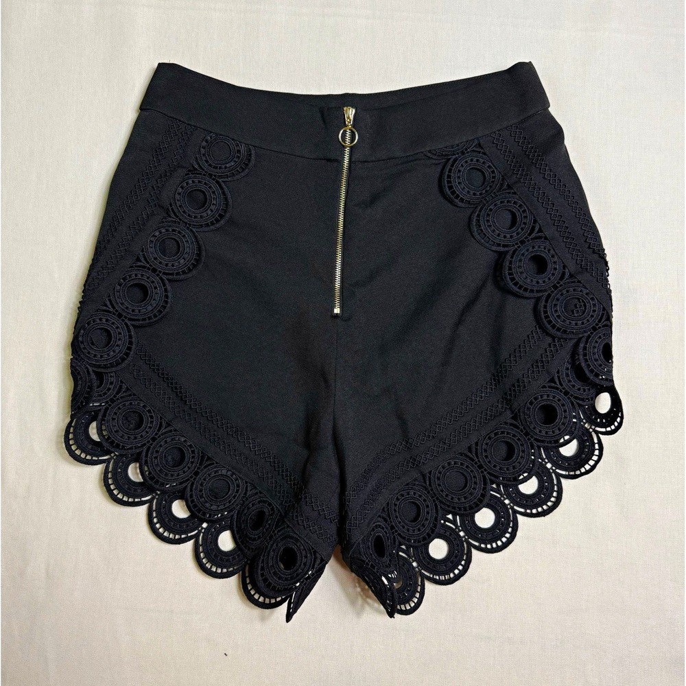 Women's Black Solid Flat Front Shorts Crochet Scalloped Zip Pockets